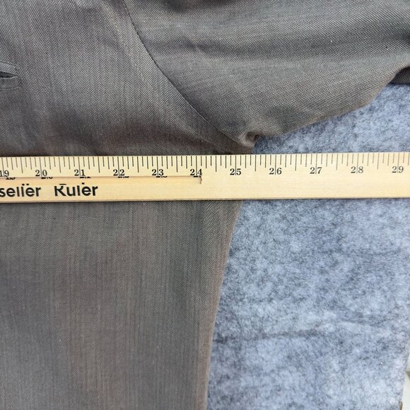 G.H. Bass & Co. Shirt Men 16.5 32/33  Brown Herringbone Long Sleeve Button-Up - Picture 10 of 12